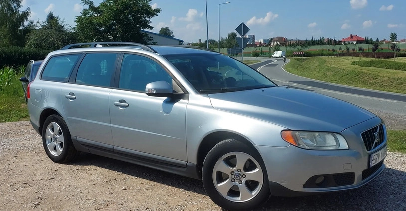 Volvo V70 cena 21900 przebieg: 295000, rok produkcji 2008 z Dobra małe 92